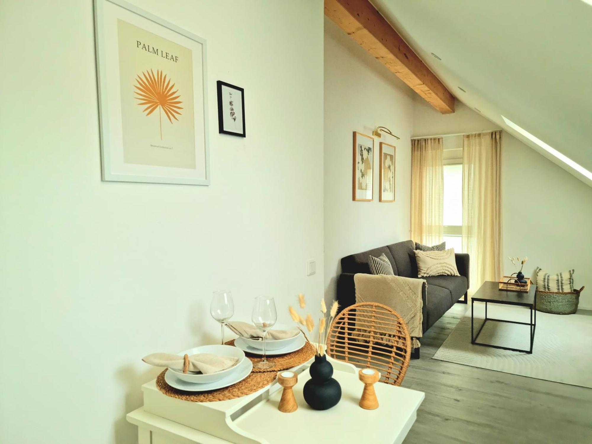Homestay-Stylish, Zentral- Loft Apartment-Parking Ингольштадт Экстерьер фото