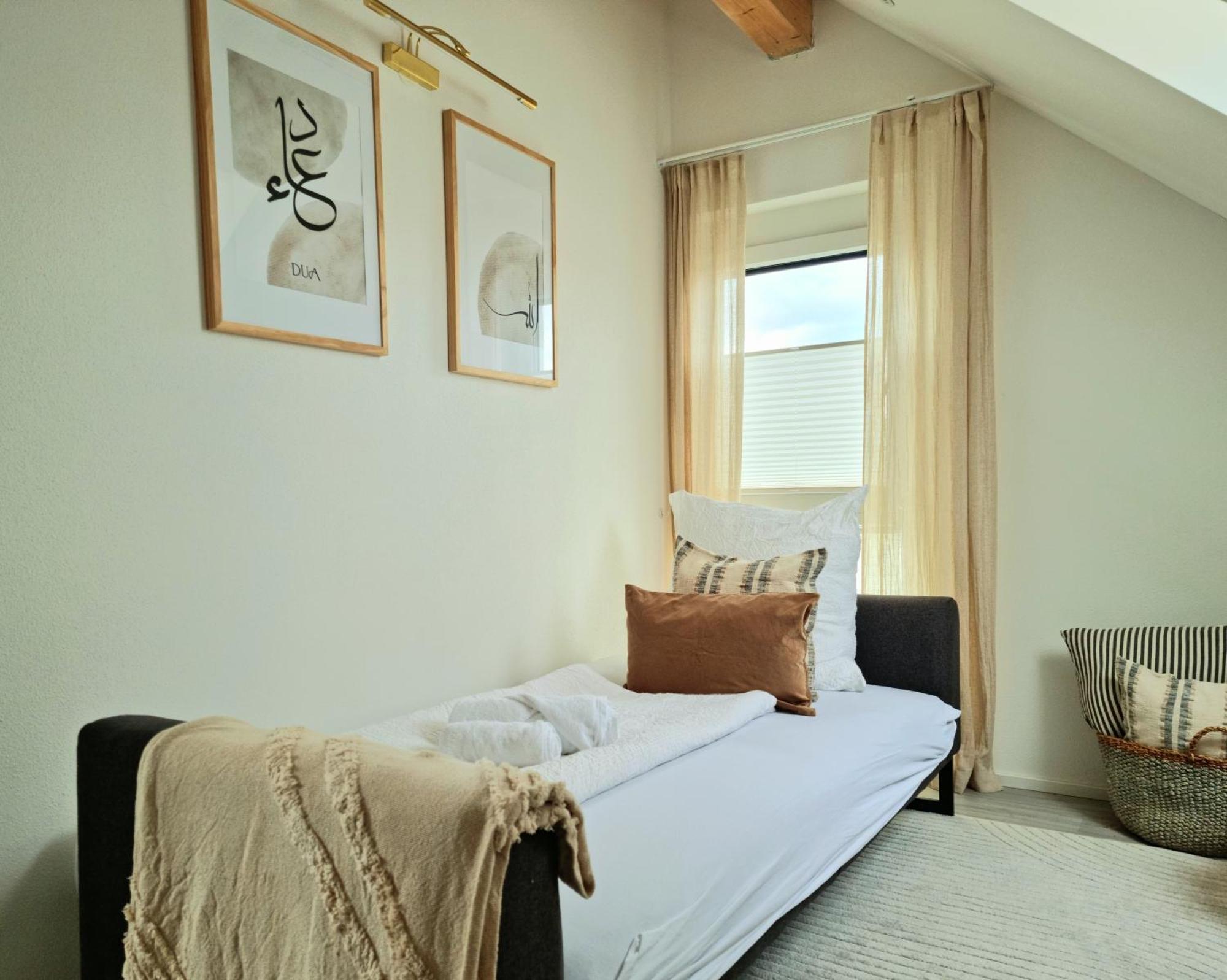 Homestay-Stylish, Zentral- Loft Apartment-Parking Ингольштадт Экстерьер фото